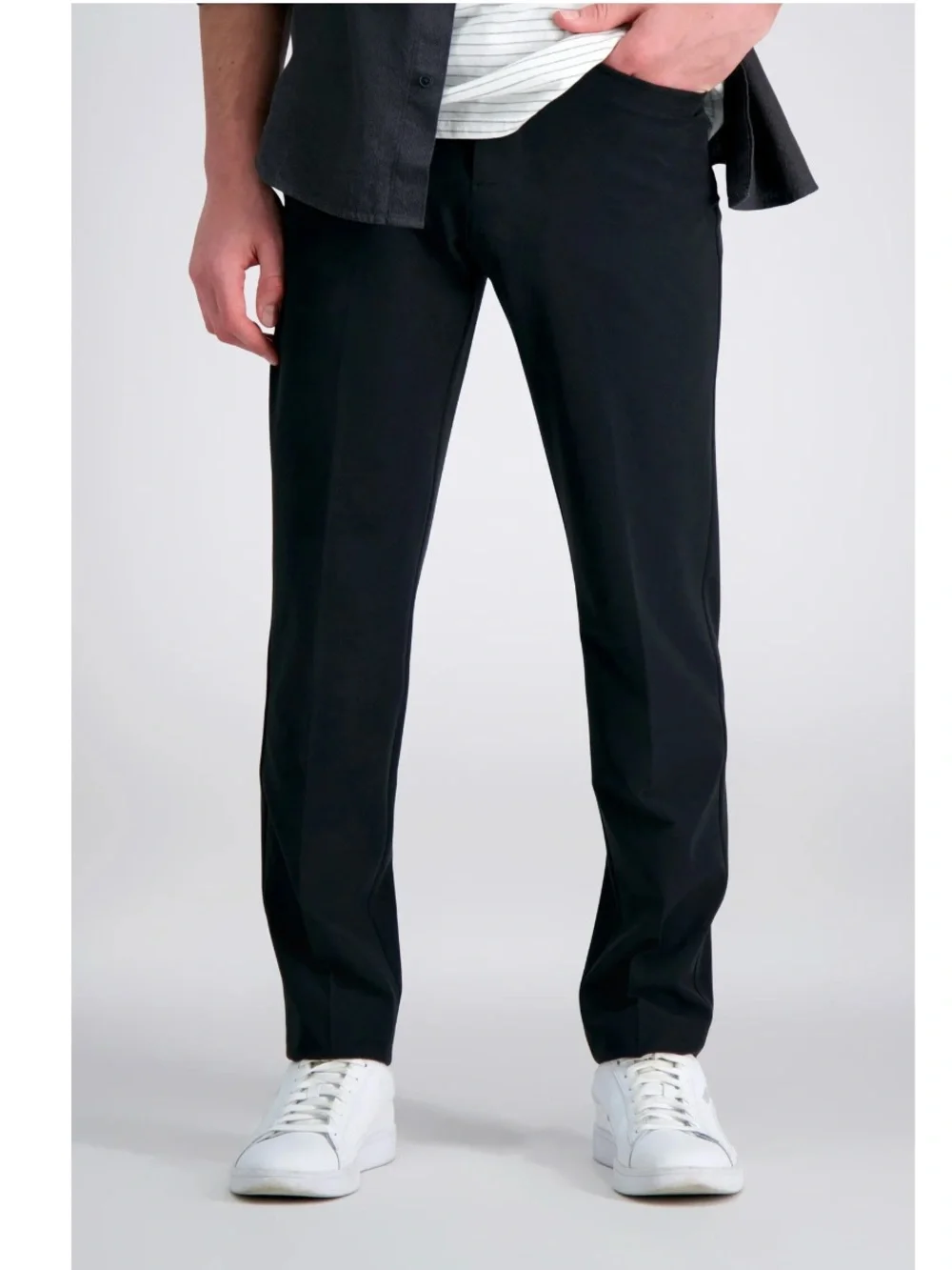 Haggar Men's active series, tech pants Black Lightweight Dress Pants 30x32